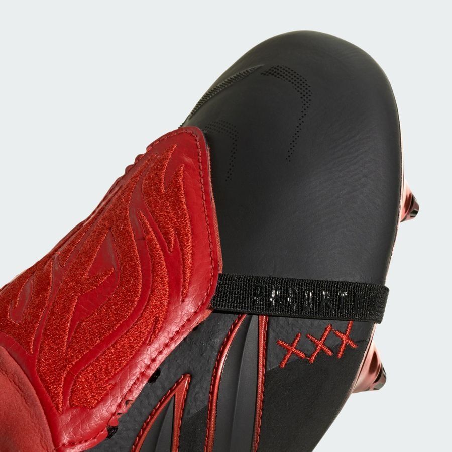 Crampons Predator Elite Fold-over Tongue SG Leather Tech - Noir ÉDITION LIMITÉE
