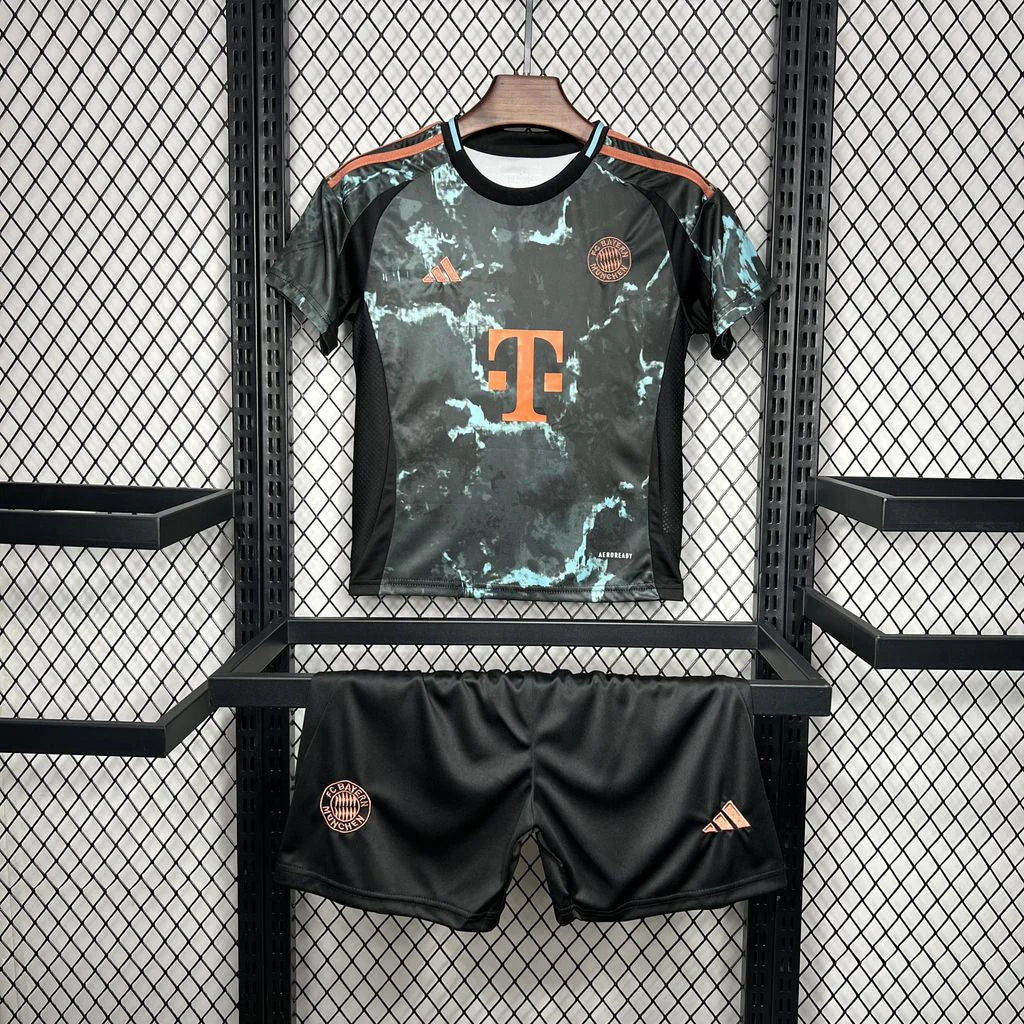 Kit Enfant Bayern Munich 2024/2025