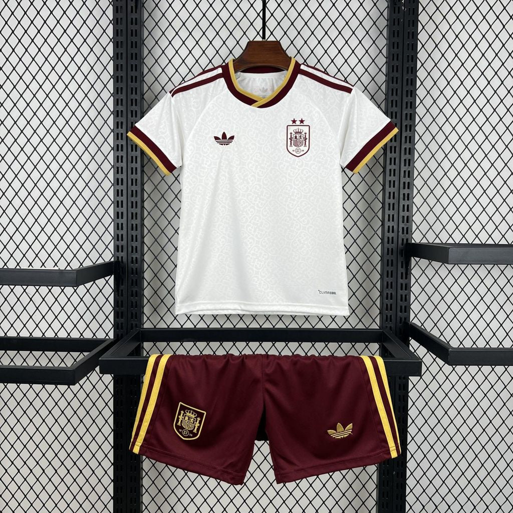 Kit Enfant Espagne 2 Étoiles 2026/2027