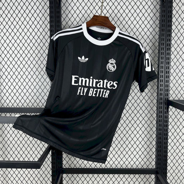 Maillot Real Madrid Avant-Match 2025/2026