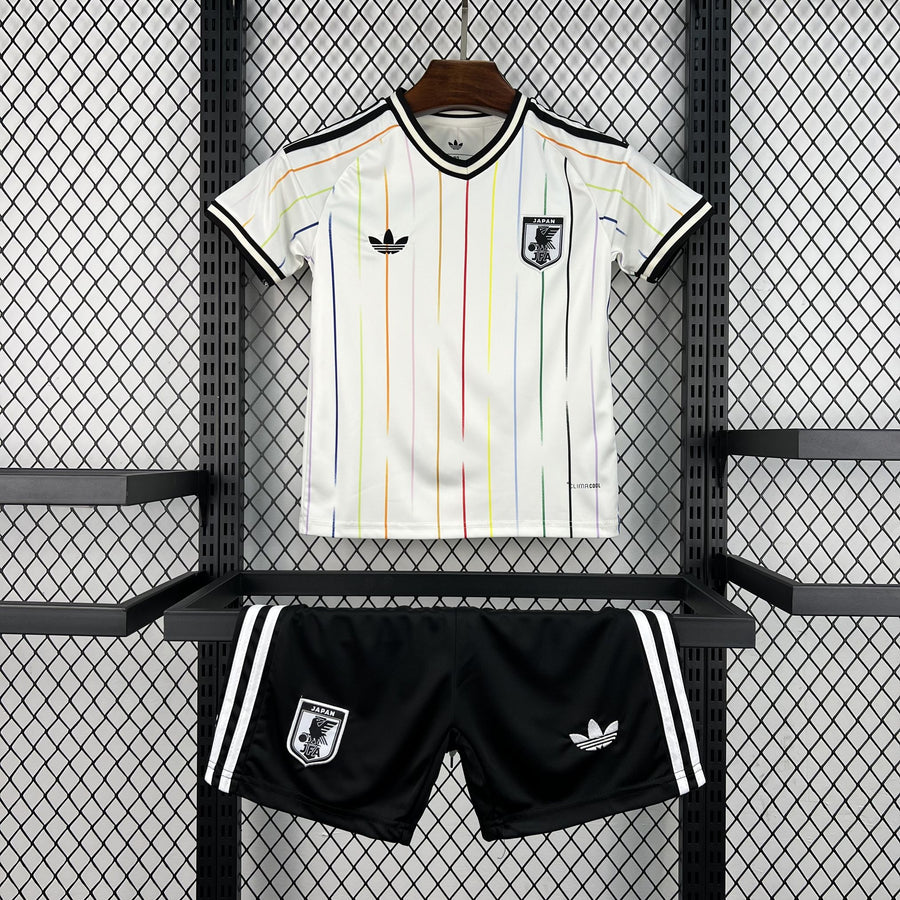 Kit Enfant Japon Extérieur 2026/2027