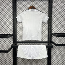 Kit Enfant Real Madrid 2024/2025
