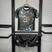 Kit Enfant Bayern Munich 2024/2025