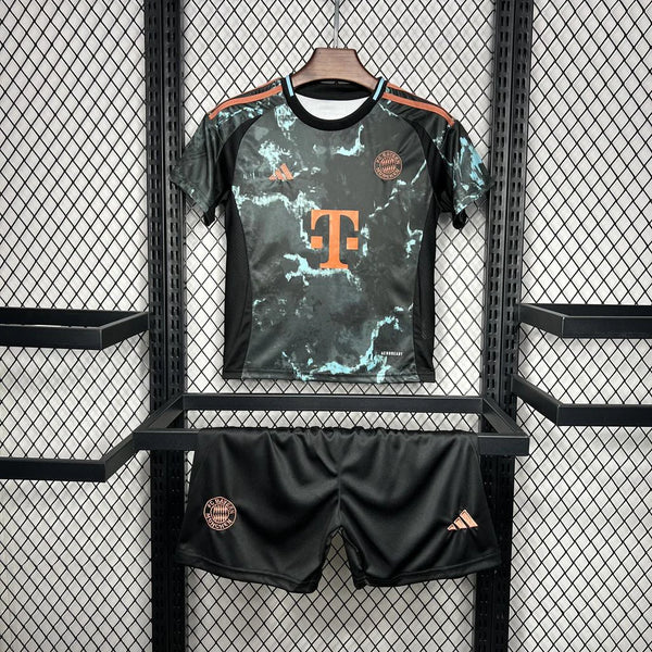 Kit Enfant Bayern Munich 2024/2025