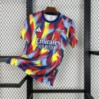 Maillot Arsenal Avant-Match 2025/2026