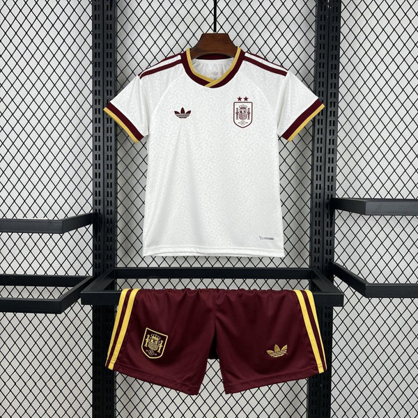 Kit Enfant Espagne 2 Étoiles 2026/2027