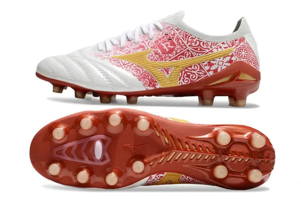 Morelia Neo 4 Beta FG/AG Sergio Ramos 4 Vol. lll - Blanc/Doré/Rouge ÉDITION LIMITÉE